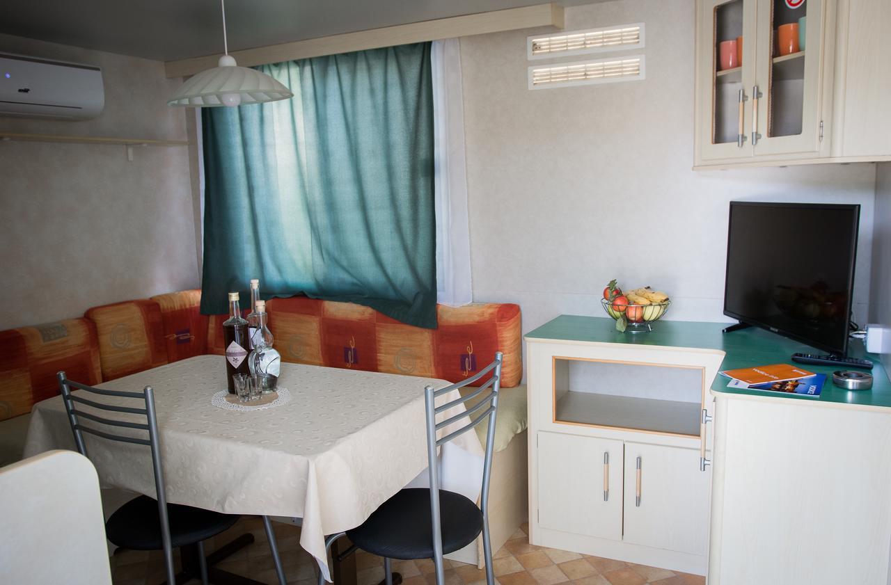 Mobile Homes Bonaca Srima Eksteriør bilde